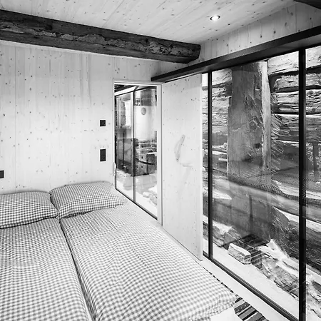 Elegant In A Converted Stable * Matrei in Osttirol