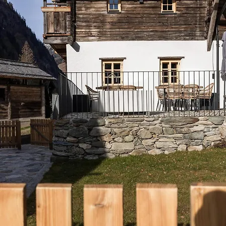 Elegant In A Converted Stable Matrei in Osttirol